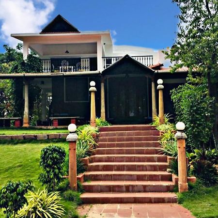 Bana The Wild Waters Hotell Muduvādi Exteriör bild