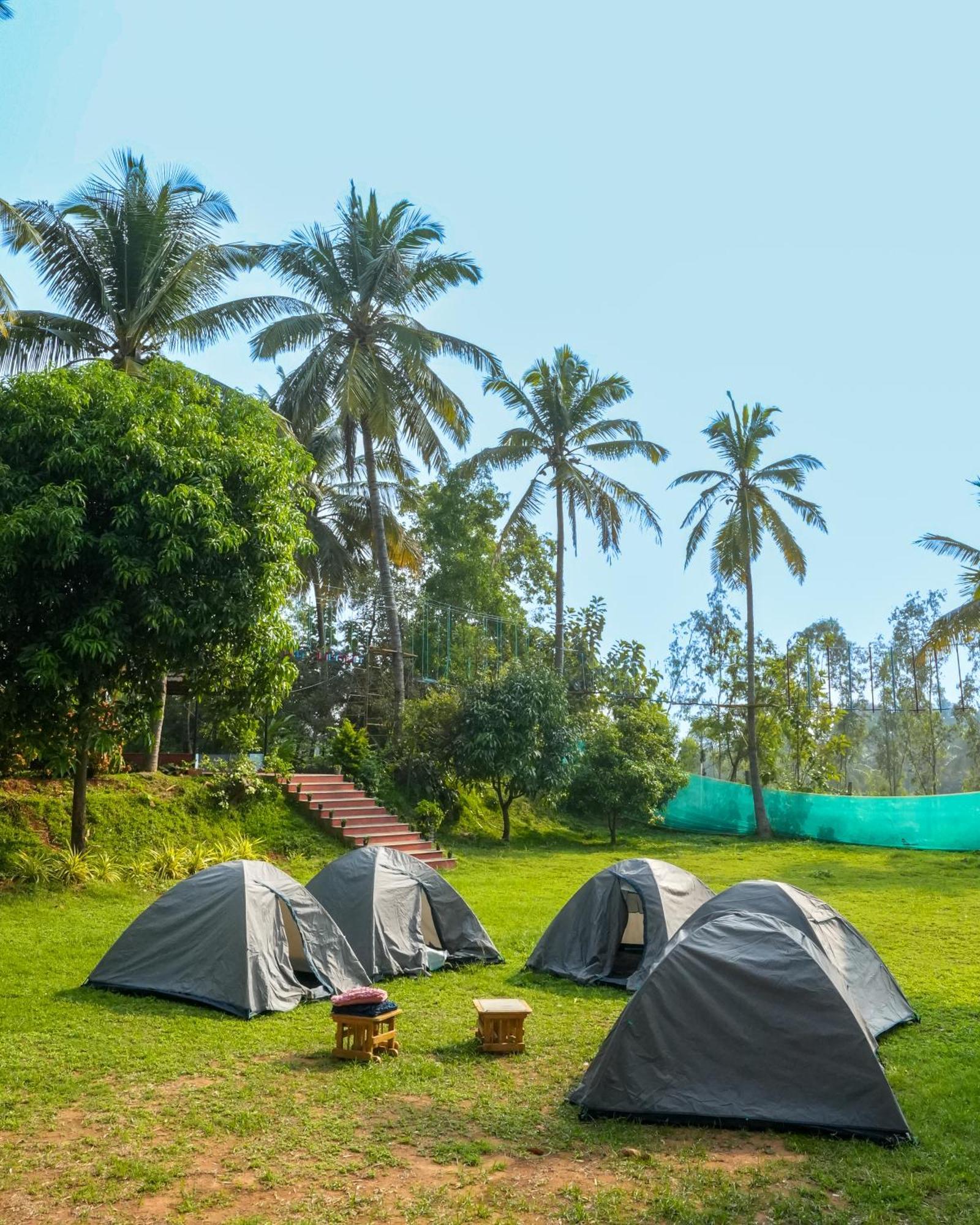 Bana The Wild Waters Hotell Muduvādi Exteriör bild
