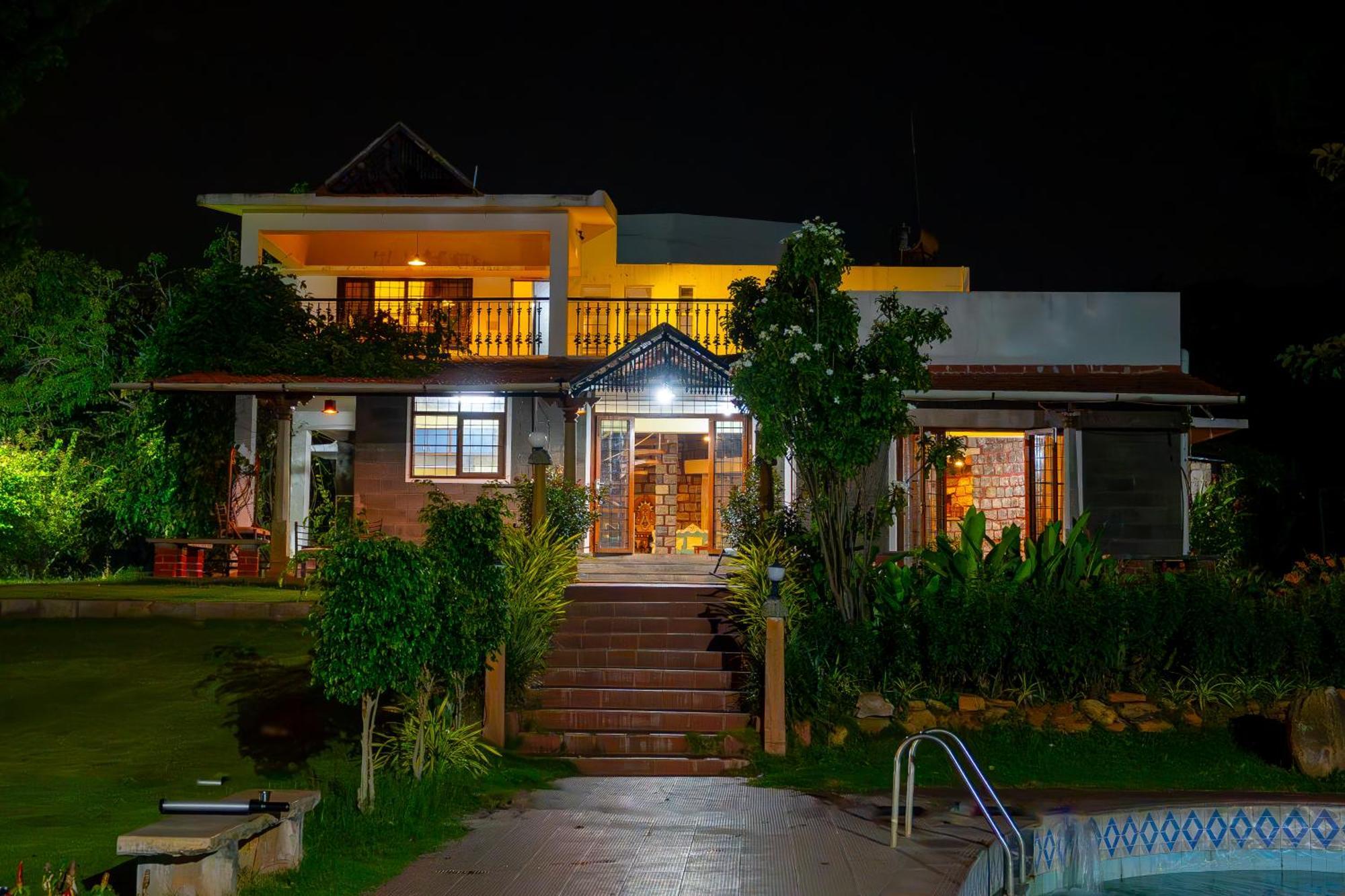 Bana The Wild Waters Hotell Muduvādi Exteriör bild